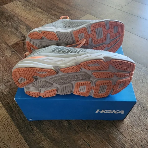 HOKA Women's Bondi 7 Running Shoes - Gray and Orange - Picture 5 of 7